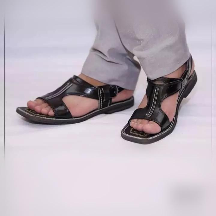 pure leather chappal